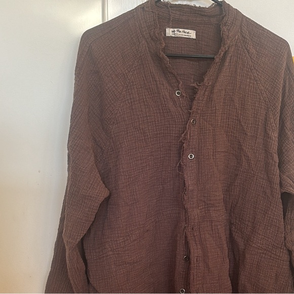 Free People We The Free Summer Daydream Buttondown - Size XL - Picture 2 of 3